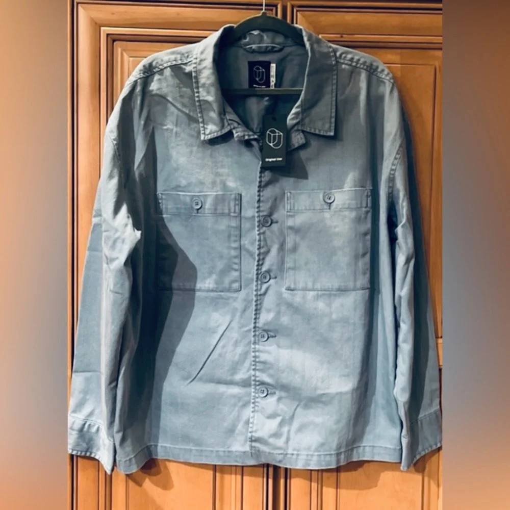 NWT Original Use Men’s Button Up Shirt Jacket